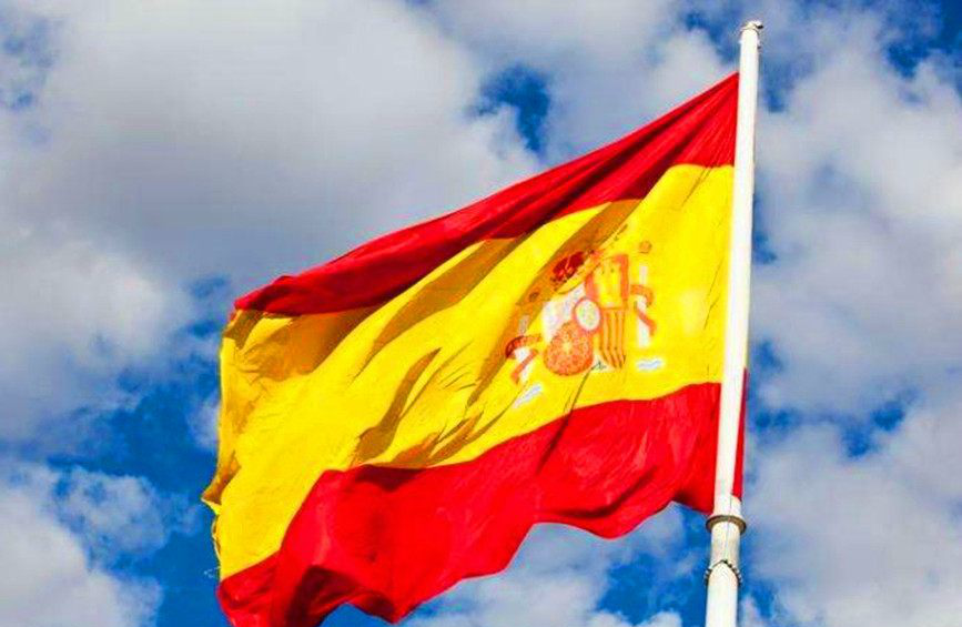 各国的国歌,中国的霸气,英国的动听,这个国家却