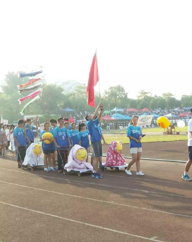 搞笑运动会,这些搞笑的班级口号,你是否曾经也