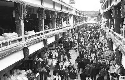 下一站:城隍庙,请带好你的随身回忆准备下车!