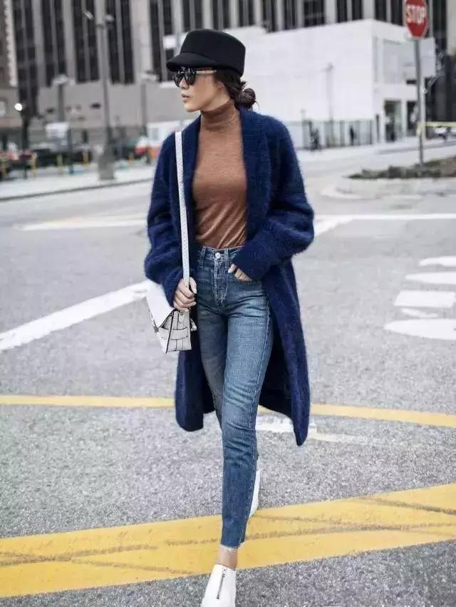 2018最火搭配,九分裤+运动鞋!