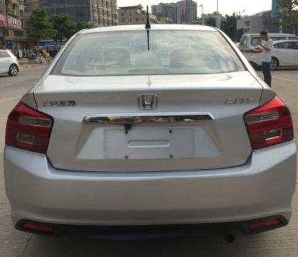 花5万4买辆本田锋范，当晒出油耗的那一刻，车主不经意地笑了