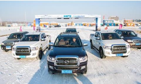 冰雪世界放肆撒野,中的兴领主雪地试驾操控体验!