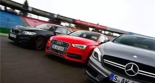 X3、GLC、Q5怎么选?黑科技满满的2018款奥迪Q5能取胜吗?
