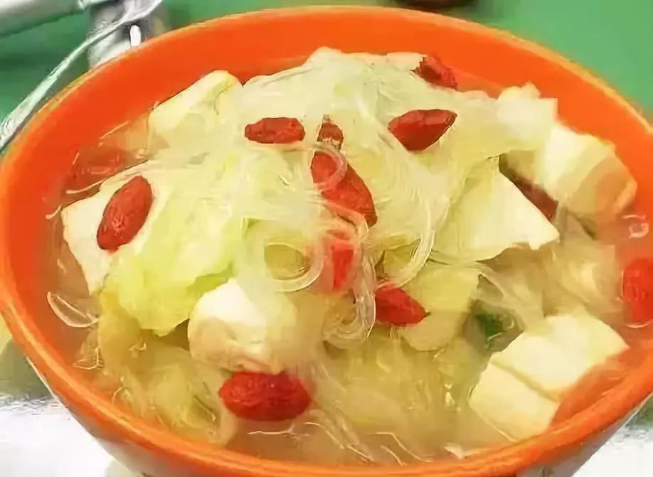 生姜一把,高汤15克,素鲤鱼(或做法)适量,粉丝适量,清水少许枸杞:1白菜吃活饵图片