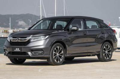 惬意的生活配上得意的豪车，你有吗？！