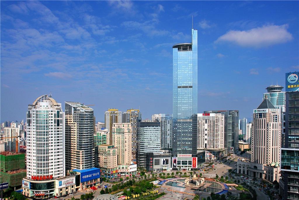 广西南宁和广东湛江谁才是北部湾经济区中心城