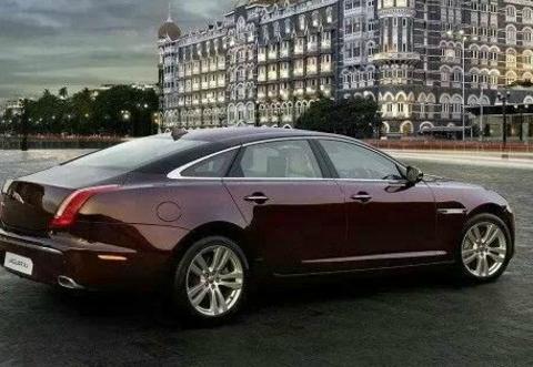 上市就降13万元没人买，又暴降18，8万，人称七折豹