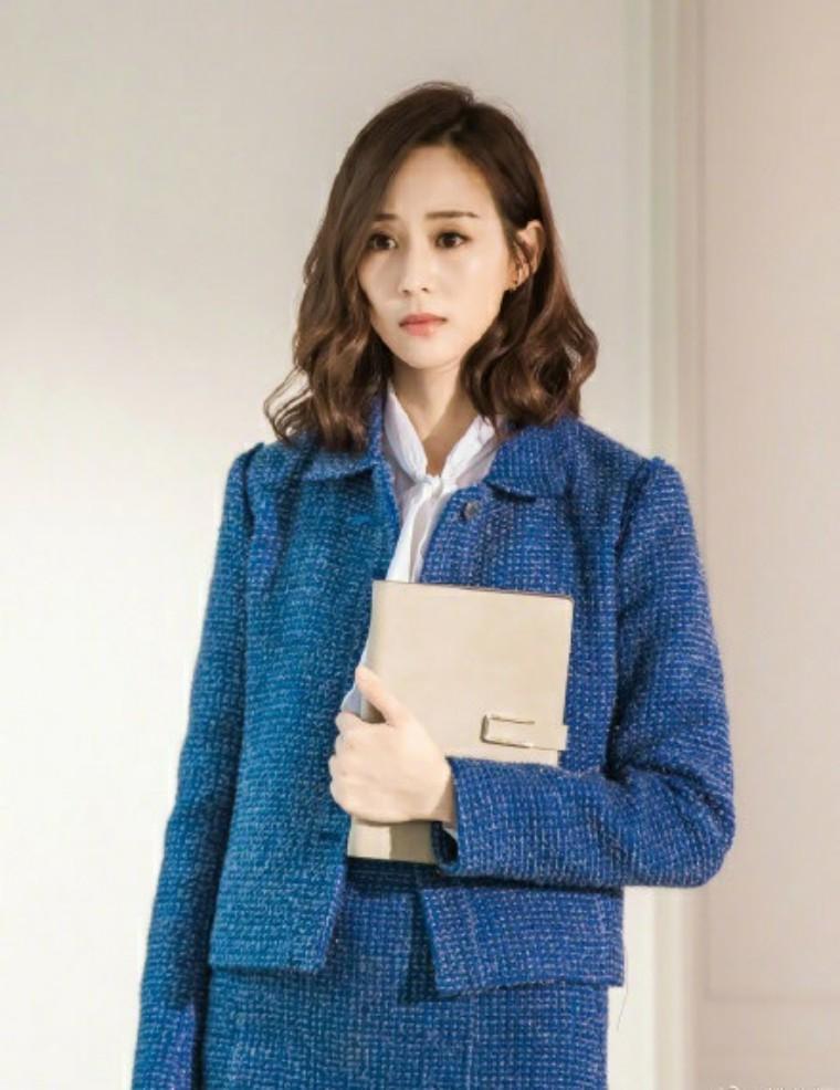 《温暖的弦》张钧蜜的10套职业装, 个个都是职场界的“秒杀款”