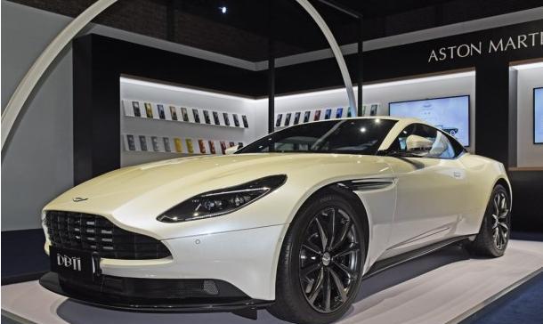 阿斯顿马丁出入门爆款! 200多万要GTR, 我要DB-11