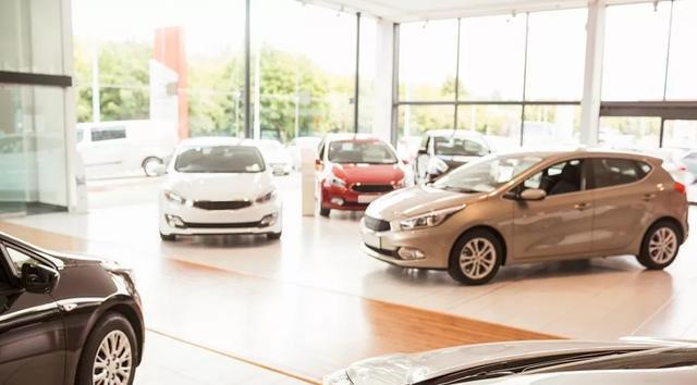 随着汽车销售服务主体的多元化，传统经销商经受严峻挑战