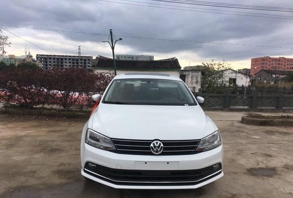 看过408、思域没买，这车用了2个月的表现这样看来是买对了