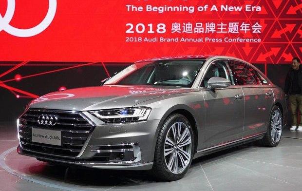 A8L全车7块大屏，灯厂改生产彩电了？