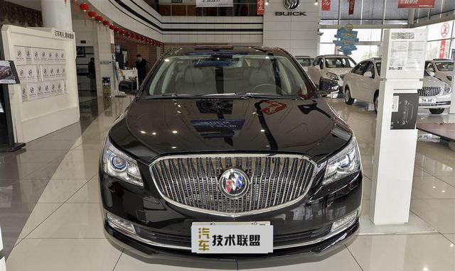 车是好车就是败在了油耗，中型车油耗最高的两款车