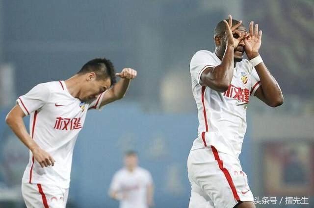 日韩足球人评足协新政:若无政策规范中国足球