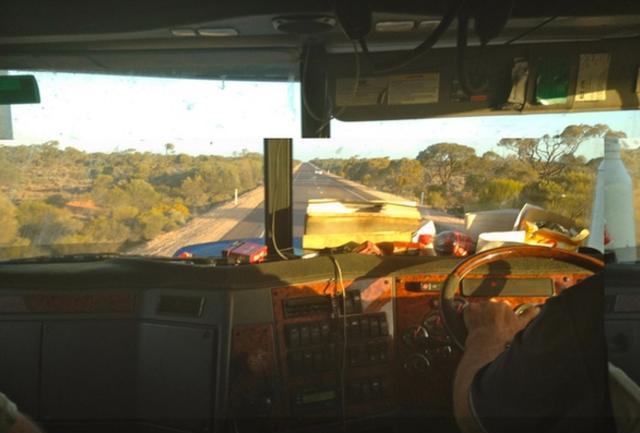 热门话题——“你坐过最好的车是什么? ”, 下面的网友评论亮了!