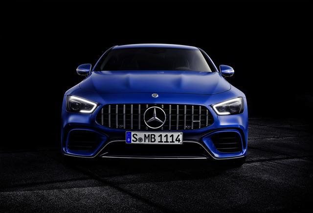 奔驰AMG GT四门轿跑