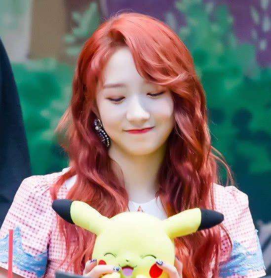 sunnee公司高层点赞sunnee孟美岐宣仪微博! 网