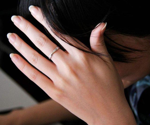 拥有这几种手型的女人,根本就不用靠男人,自己就能独当一面!