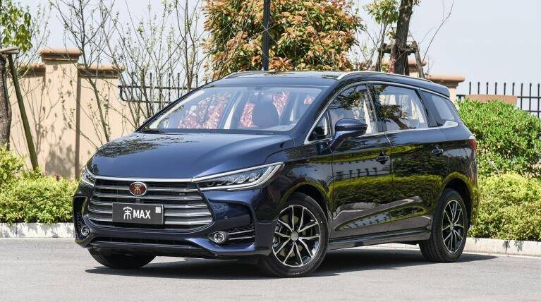 比宋MAX大气 轴距近2.9米的自主SUV 搭载1.5T不足5万 销量惨淡