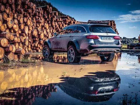 一群天马行空的奔的驰工程师们靠着东拼西凑造出的超级怪物