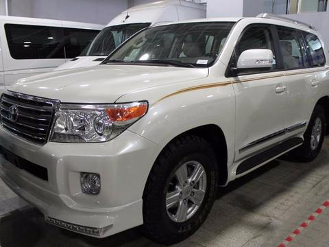 天津到港,一台201的6款兰德酷路泽中东丐版,58万即可搞定!