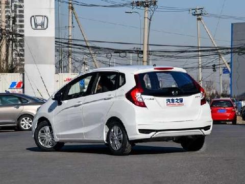 想知道“小型两厢车“最近有什么新消息么，都在这里了