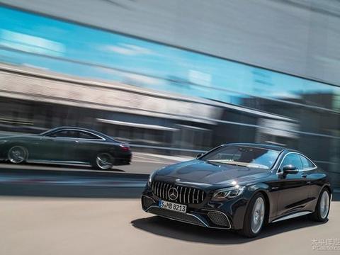 奔驰放弃12缸引的擎 政策所向/大排量消逝!