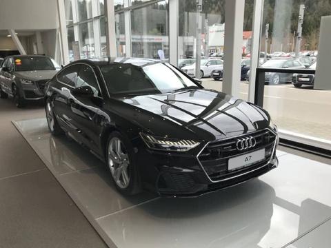 奥迪A7—的—因为尾灯喜欢上一辆车!