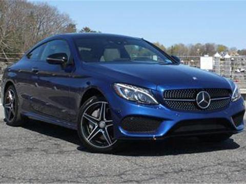 奔驰引以为傲的轿跑，内饰奢华无比，一个音响就价值11万！