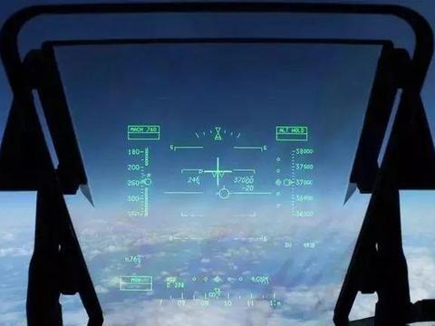 最低不到18万，这三款车可以当战斗机来开