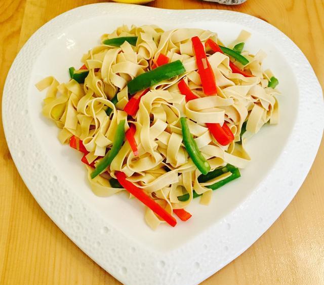 原来这样炒出来的豆腐皮才好吃, 素炒豆腐皮的家常做法