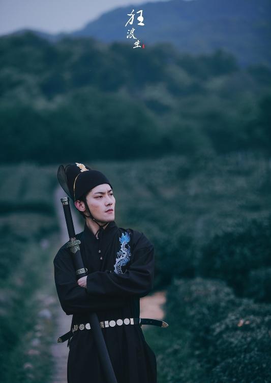古典古装汉服长袍中国风复古唯美摄影古风美男侠客剑客写真