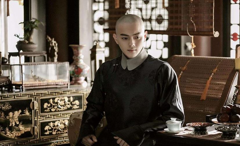 什么起什么尤成语_等什么君(3)