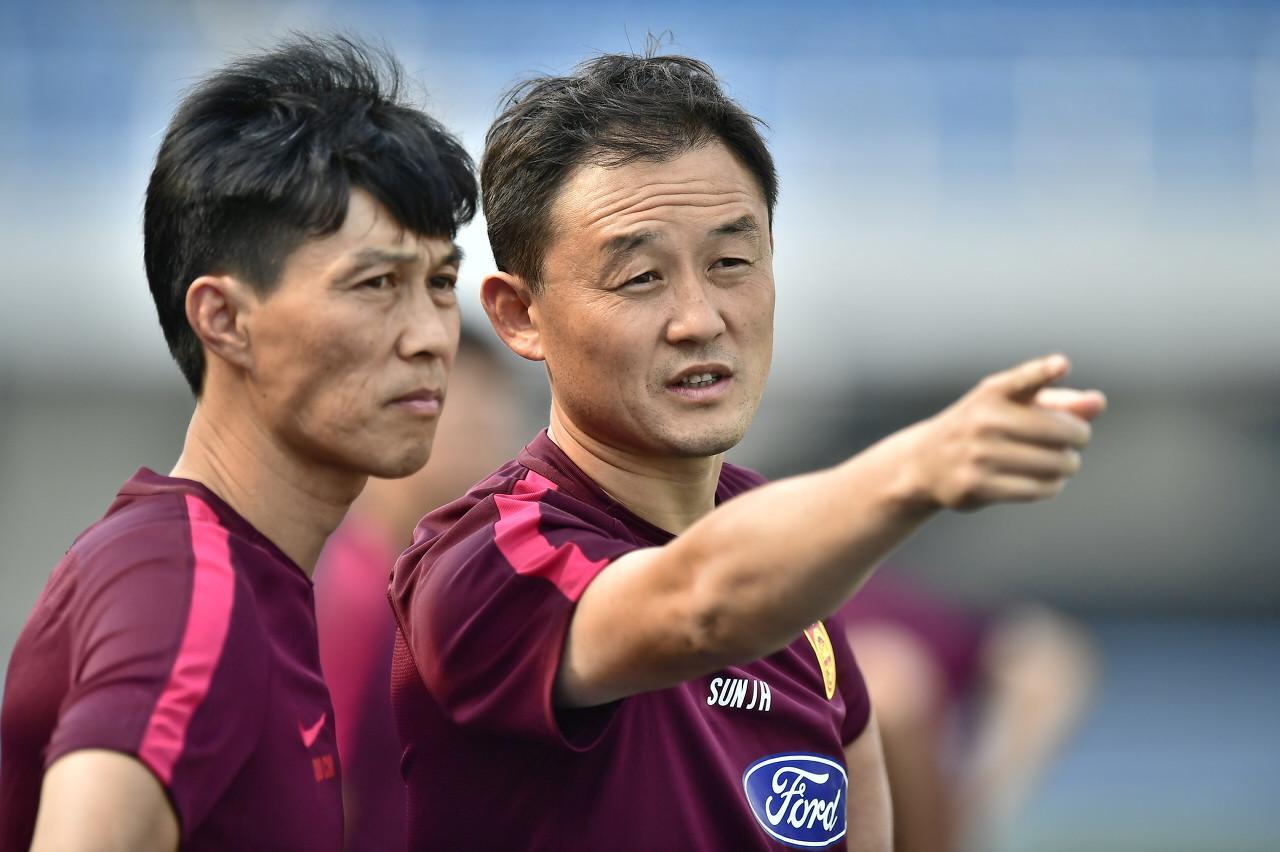 中国U21国青遭小2岁对手击溃,4战不胜收官,孙