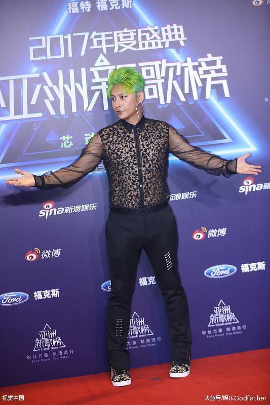 陈志朋现在这是怎么了? 我觉得, 小虎队应该再