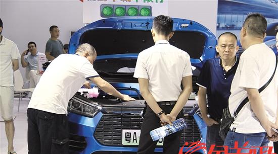 华东：经销商加大促销力度 为年底冲量做好准备