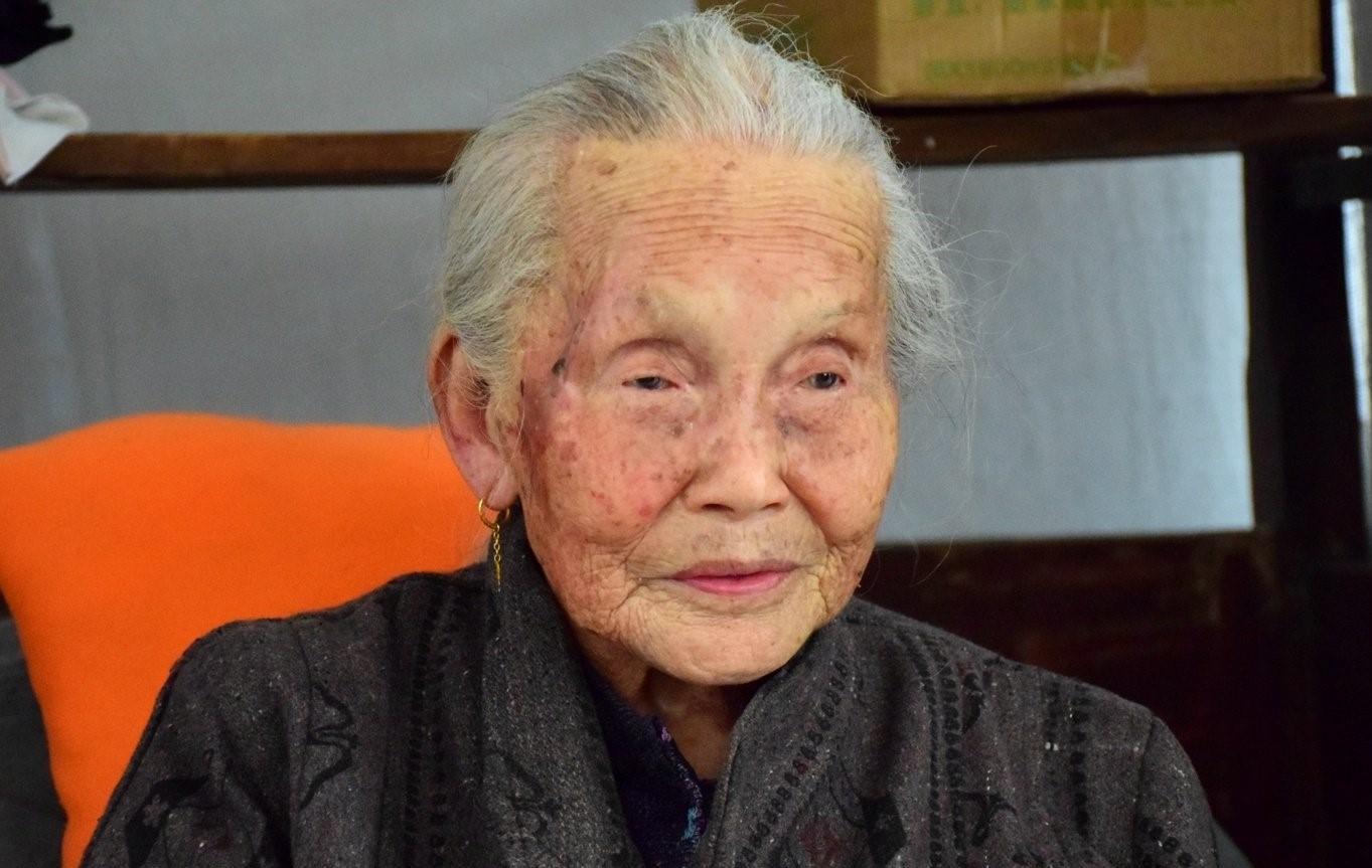 河南长寿县: 100岁老人120人, 人均寿命90岁