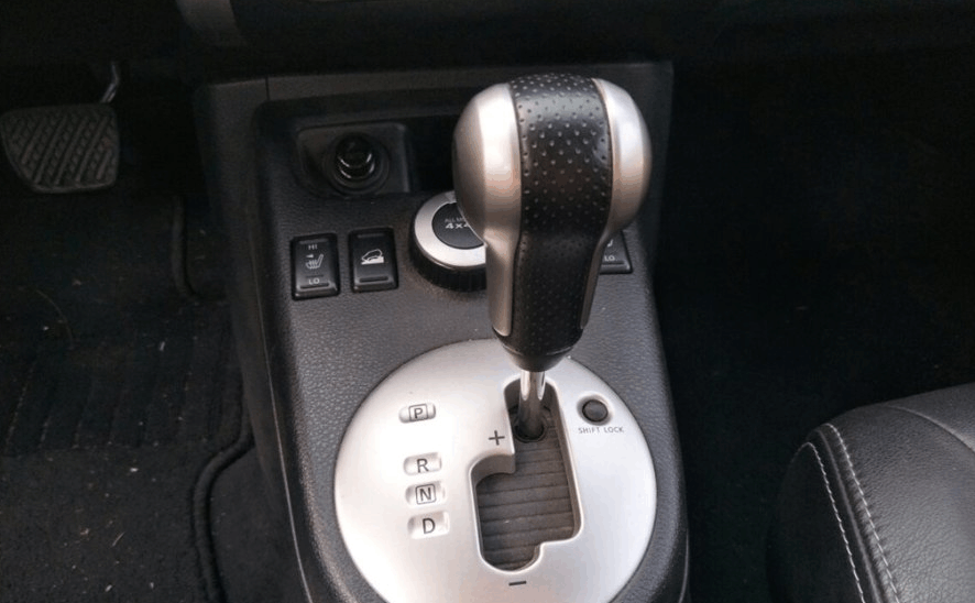 落地价30万, 现在只需10万, 无钥匙启动系统, 无钥匙进入系统