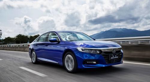 如何评价全新本田雅阁？不如叫它思域Plus吧｜聚驾