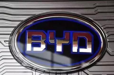 当年股神看上的这家中国车企, 如今让他赚翻了!