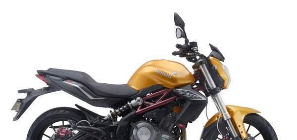 万预算可以买哪些能够轻松上200码的摩托车?