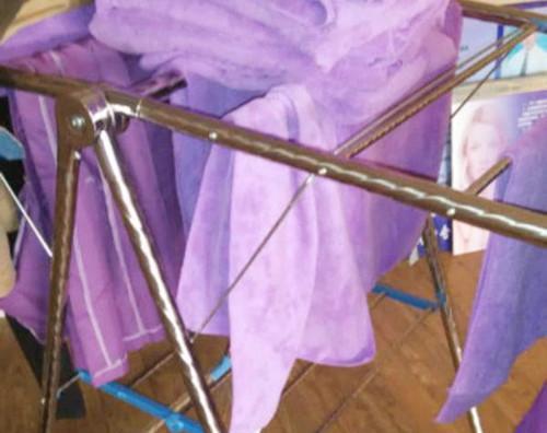 带孩子去理发店, 回来身上开始长包, 医生说源头