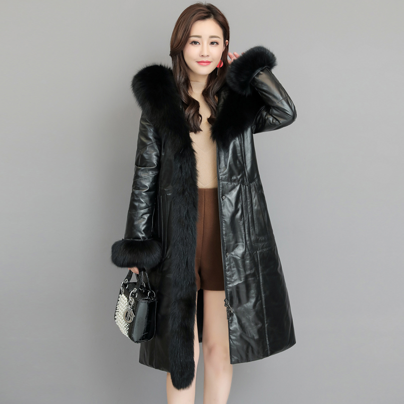 2018最新款羽绒服,保暖洋气不臃肿,太美了,适合