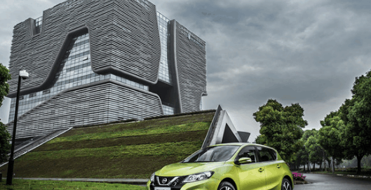 东风日产两厢骐达 居家首选