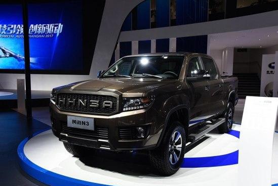 越野男儿的首选，10万性能不输福特猛禽，警察大哥一次拿下10几台