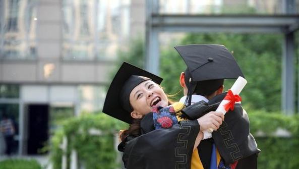 到处都缺老师,为什么编制如此难考?