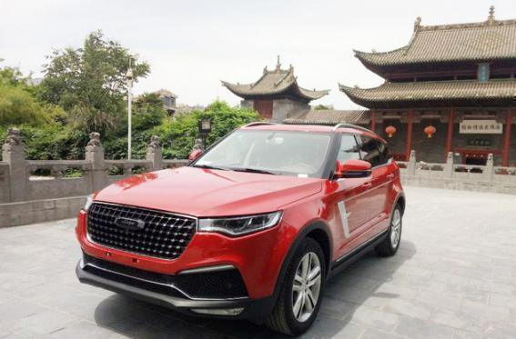 众泰T700独孤九式之: 智能伸缩踏板, 收放自如, 独步车坛!