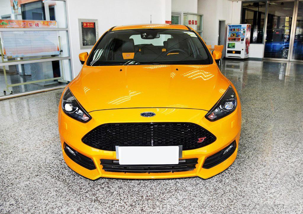 30万落地, 号称最物美价廉小钢炮, 还比高尔夫耐看