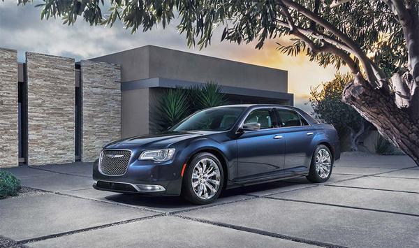 车长5米多，外观极像劳斯莱斯，直降15万没人买？到底为何？