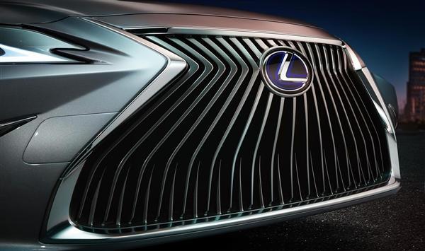 新雷克萨斯ES官方预告图：北京车展全球首发